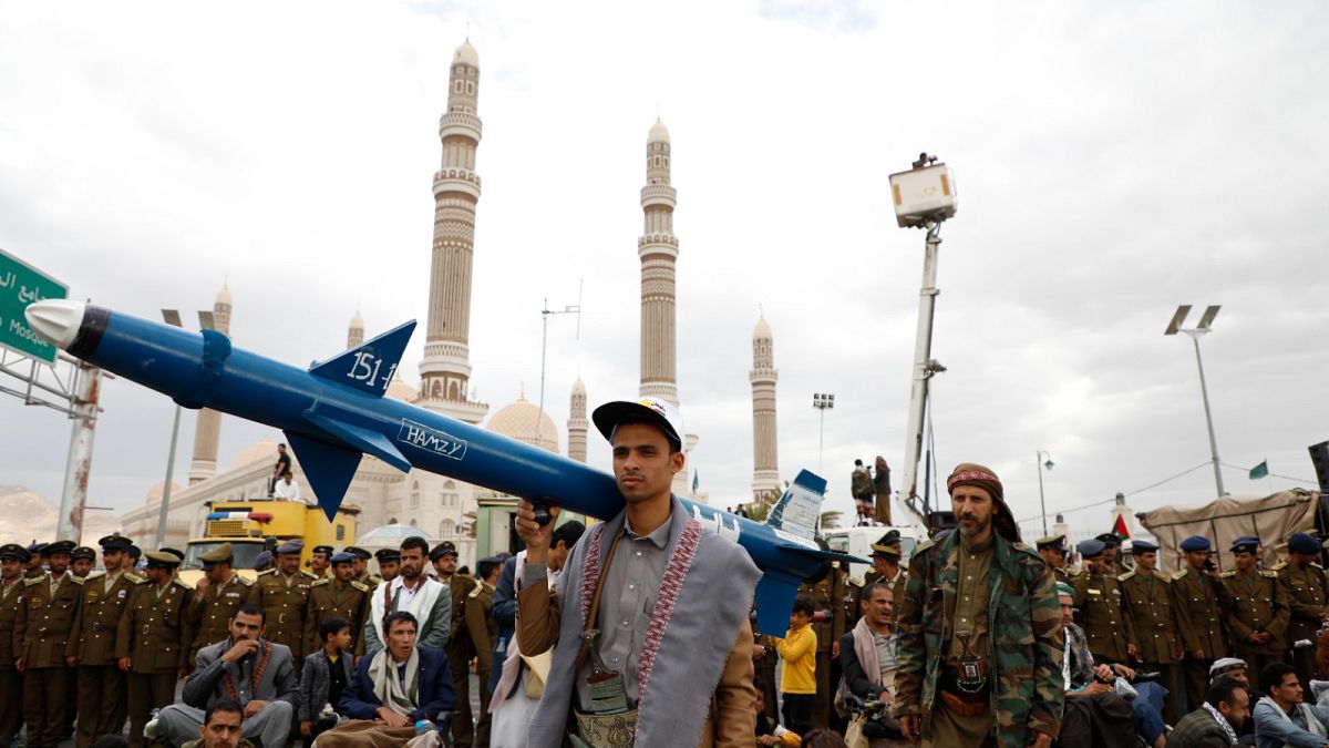 الحوثيون يعلنون إسقاط طائرة مسيّرة أمريكية
