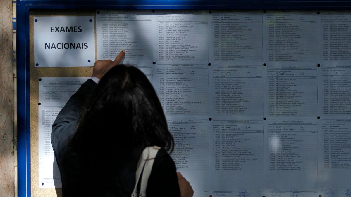 Ministro da Educação mantém datas da 2.ª fase dos exames e anuncia nova época especial