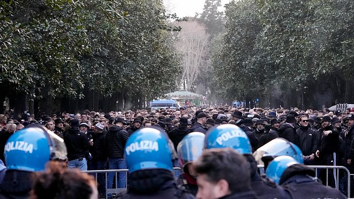 Italia, governo Meloni approva decreto sicurezza: tutele maggiori per forze dell'ordine e militari