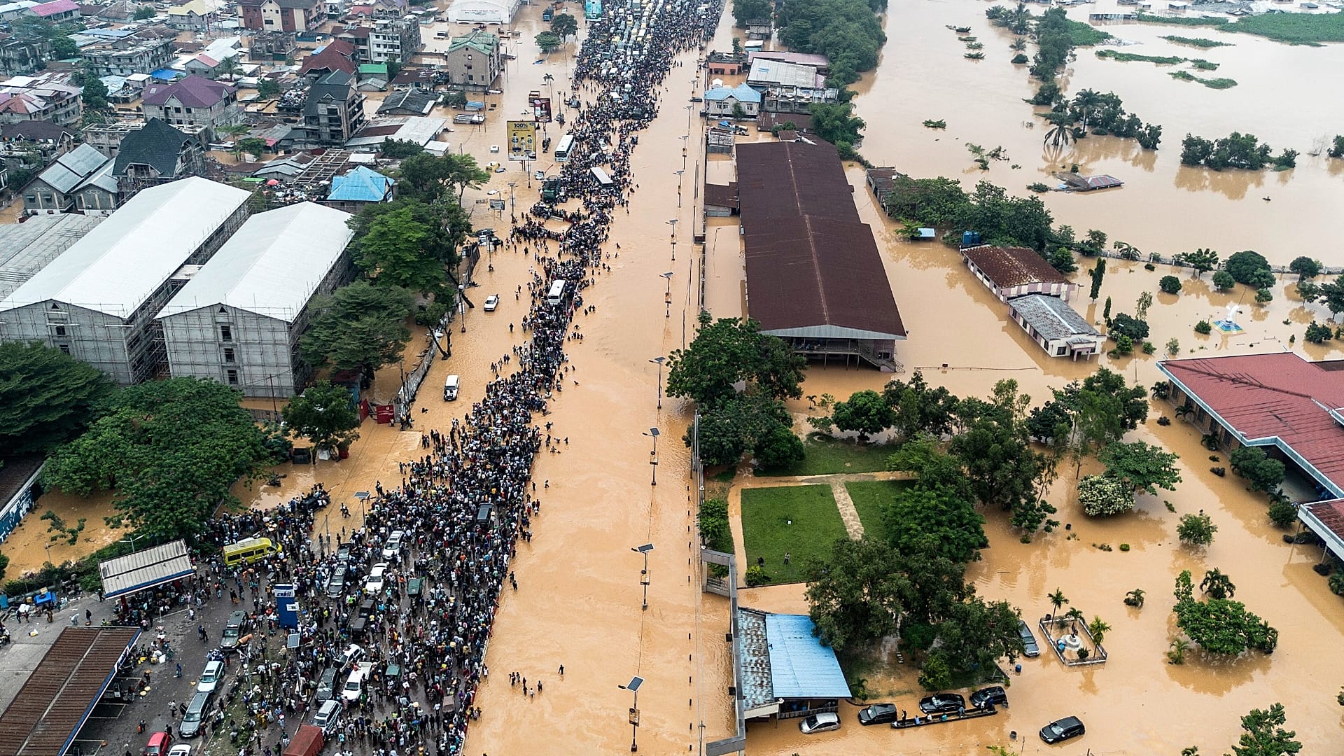 Vidéo. Les inondations à Kinshasa font au moins 33 morts et des ...