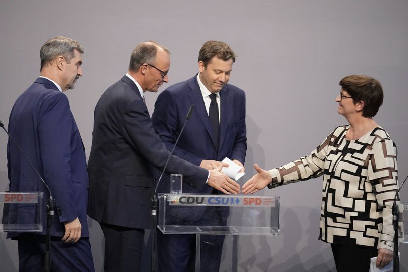 مؤتمر صحافي في برلين، ألمانيا، بعد التوصل إلى اتفاق بين الأحزاب لتشكيل ائتلاف حكومي جديد، يوم الأربعاء 9 نيسان 2025.