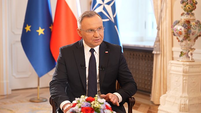 La NATO deve dimostrare forza, ma solo gli USA possono fermare Putin, dice Duda