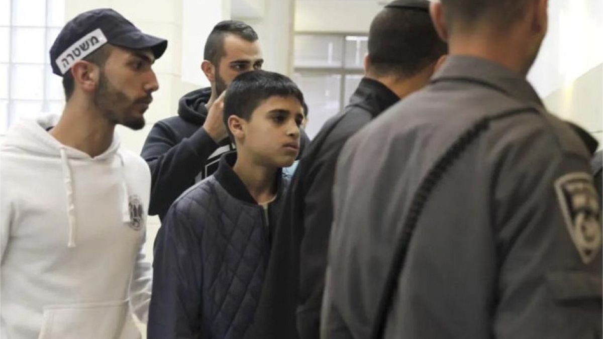 الشاب المقدسي أحمد مناصرة صاحب عبارة "مش متذكر" إلى الحرية بعد عقد من الاعتقال