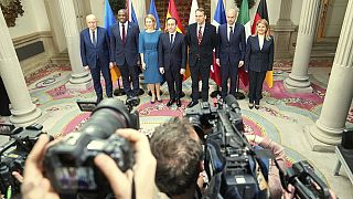 EU foreign ministers discuss Ukraine, Syria and EU-African relations in Luxembourg. 