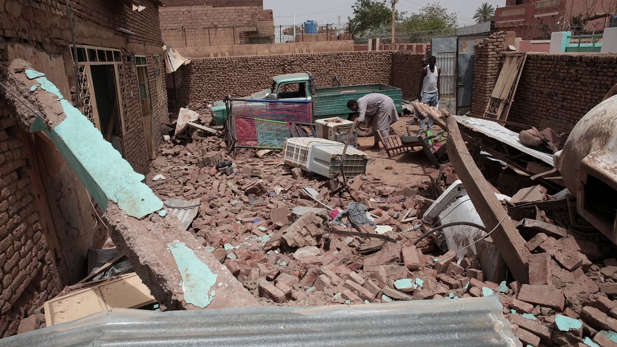 السودان: الدعم السريع تقصف مدينة الأبيض بولاية شمال كردفان ومليون طفل معرض للكوليرا