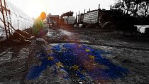 Should irregular migrants be deported to return hubs outside the EU?