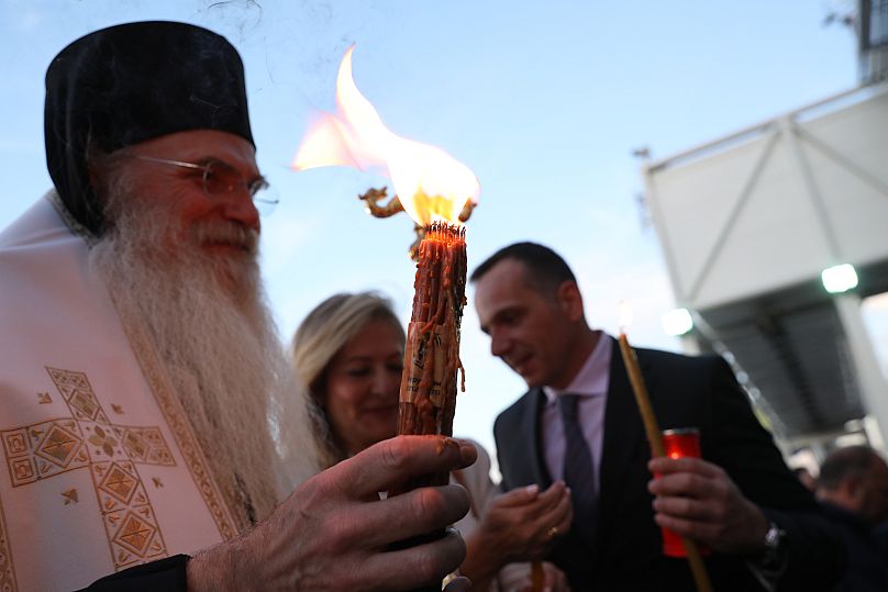 Άφιξη Αγίου Φωτός στην Αθήνα