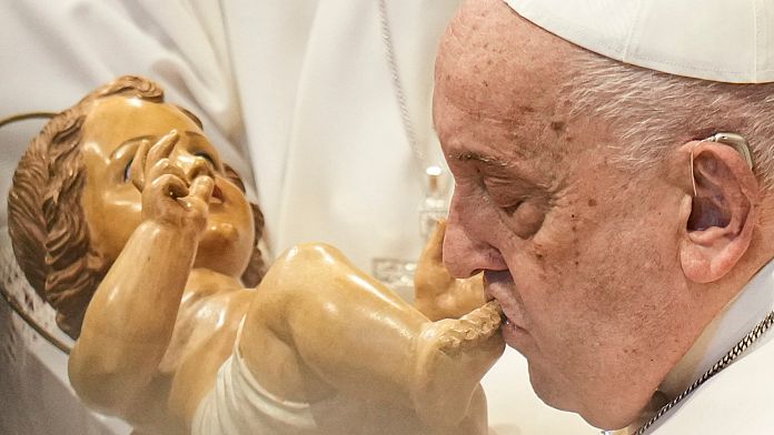 One last blessing: Watch Pope Francis’ final Vatican appearance