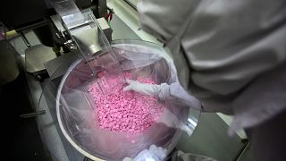 En réponse à l'environnement commercial incertain, plusieurs grandes entreprises pharmaceutiques de l'UE ont annoncé des investissements substantiels aux États-Unis afin d'atténuer l'impact d'éventuels droits de douane.