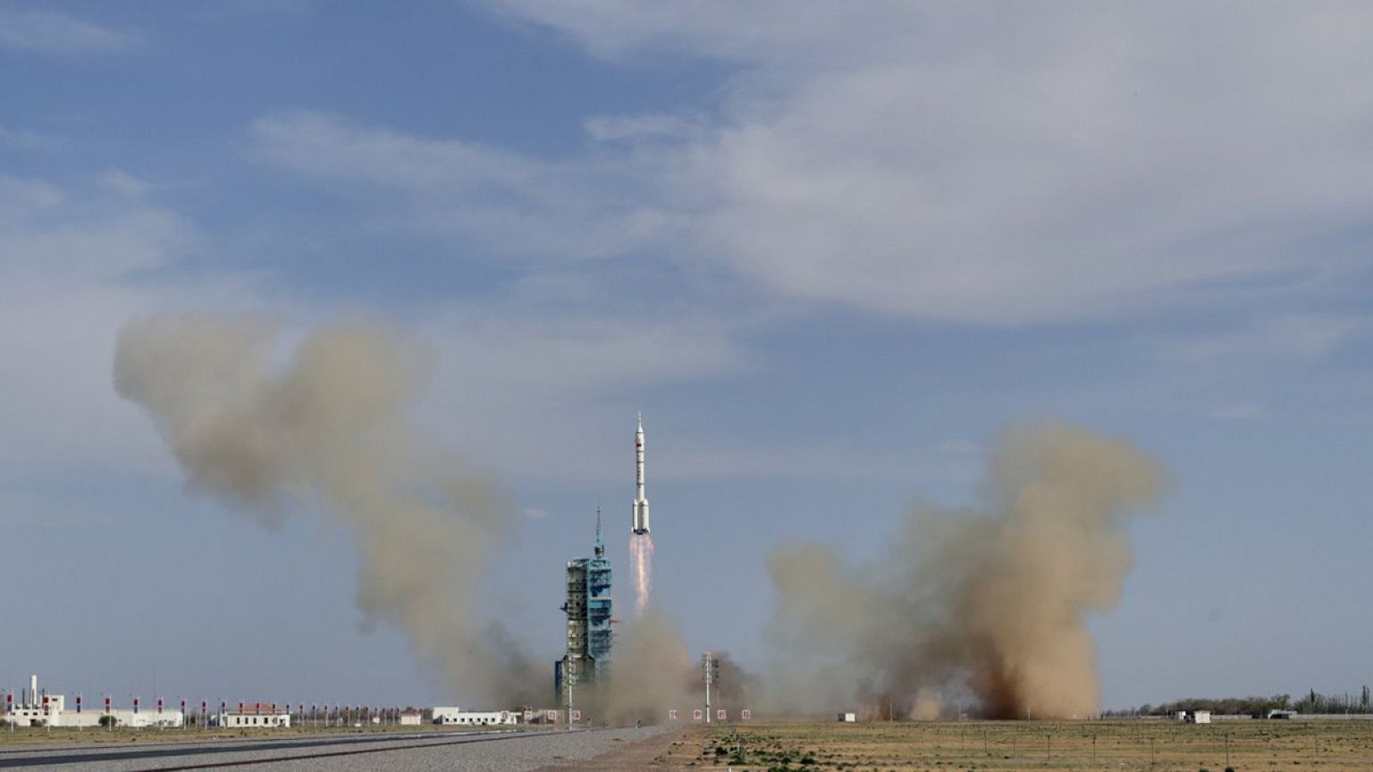L'équipage de la mission Shenzhou-20 doit rejoindre la station spatiale Tiangong pour une mission de 6 mois.