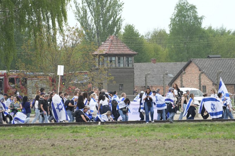 A Nemzetközi Élet Menete az egykori Auschwitz-Birkenau koncentrációs tábornál - Oswiecim, Lengyelország 2025. április 24.
