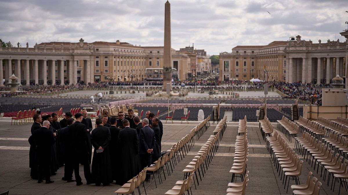 World leaders converge in Rome to honour Pope Francis — live updates
