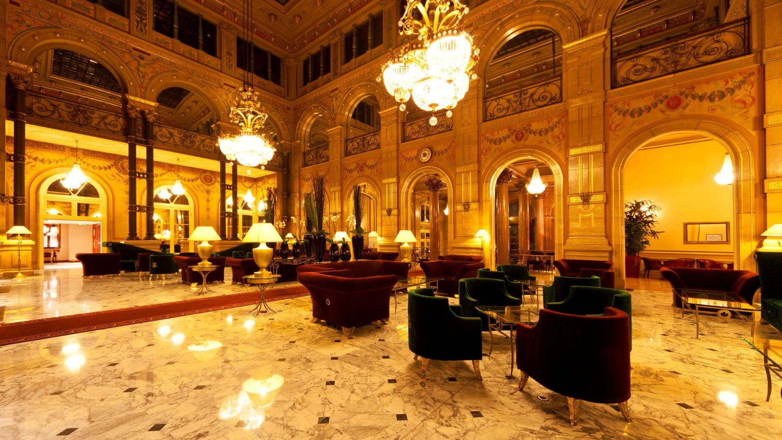 Private Equity's Strategic Investment Surge in Travel Sector