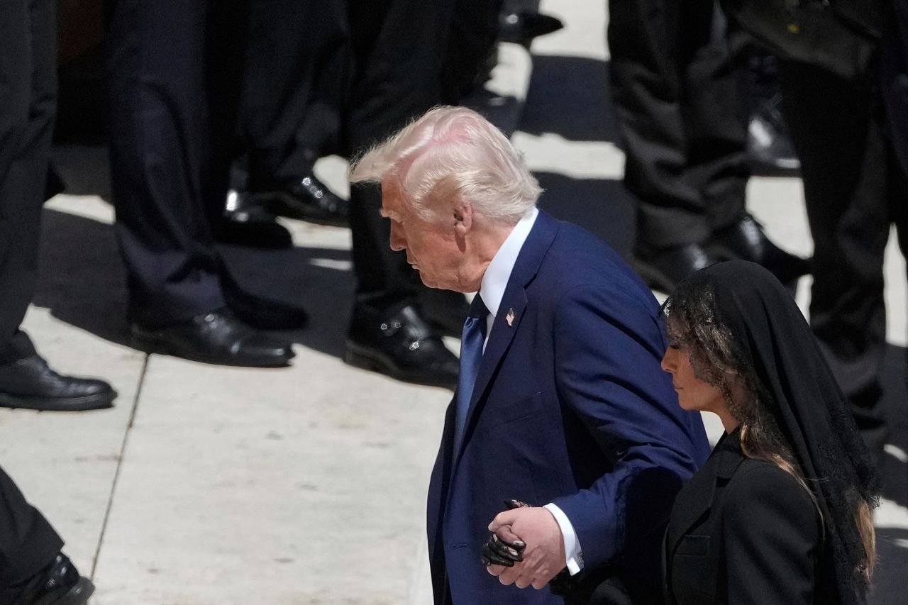 Donald Trump et Melania Trump lors des funérailles du pape François