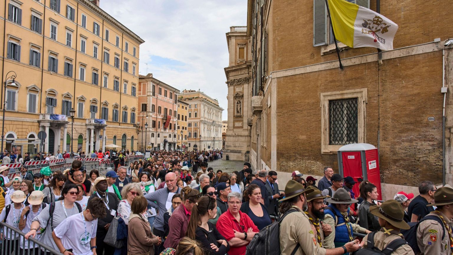 Faithful line up to pay their respects to the tomb of Pope Francis inside St Mary Major Basilica in Rome, 27 April 2025