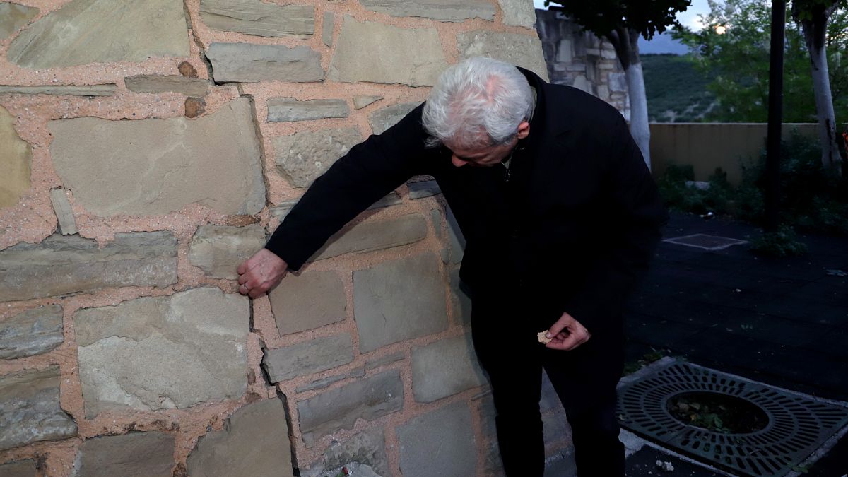 Κρήτη: Σοβαρές ανησυχίες για τις ρηγματώσεις σε κατοικίες και δρόμους του χωριού Βούτες Ηρακλείου