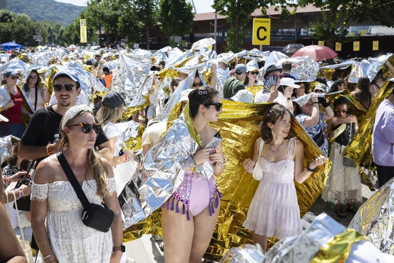 A Taylor Swift-rajongók, a Swiftie-k a zürichi koncert előtt, 2024 júliusában