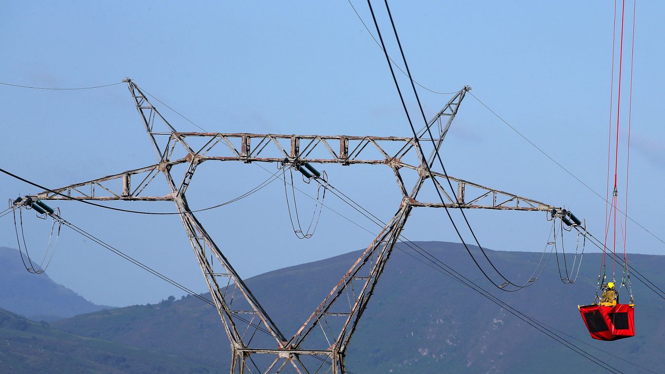 SOUTHERN EU HIT BY MASSIVE POWER OUTAGE ⚠️