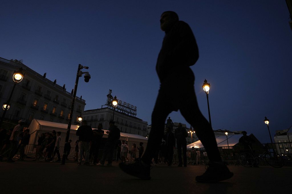 Cybersecurity Risks Rise Amid Miliband's Net Zero Energy Agenda