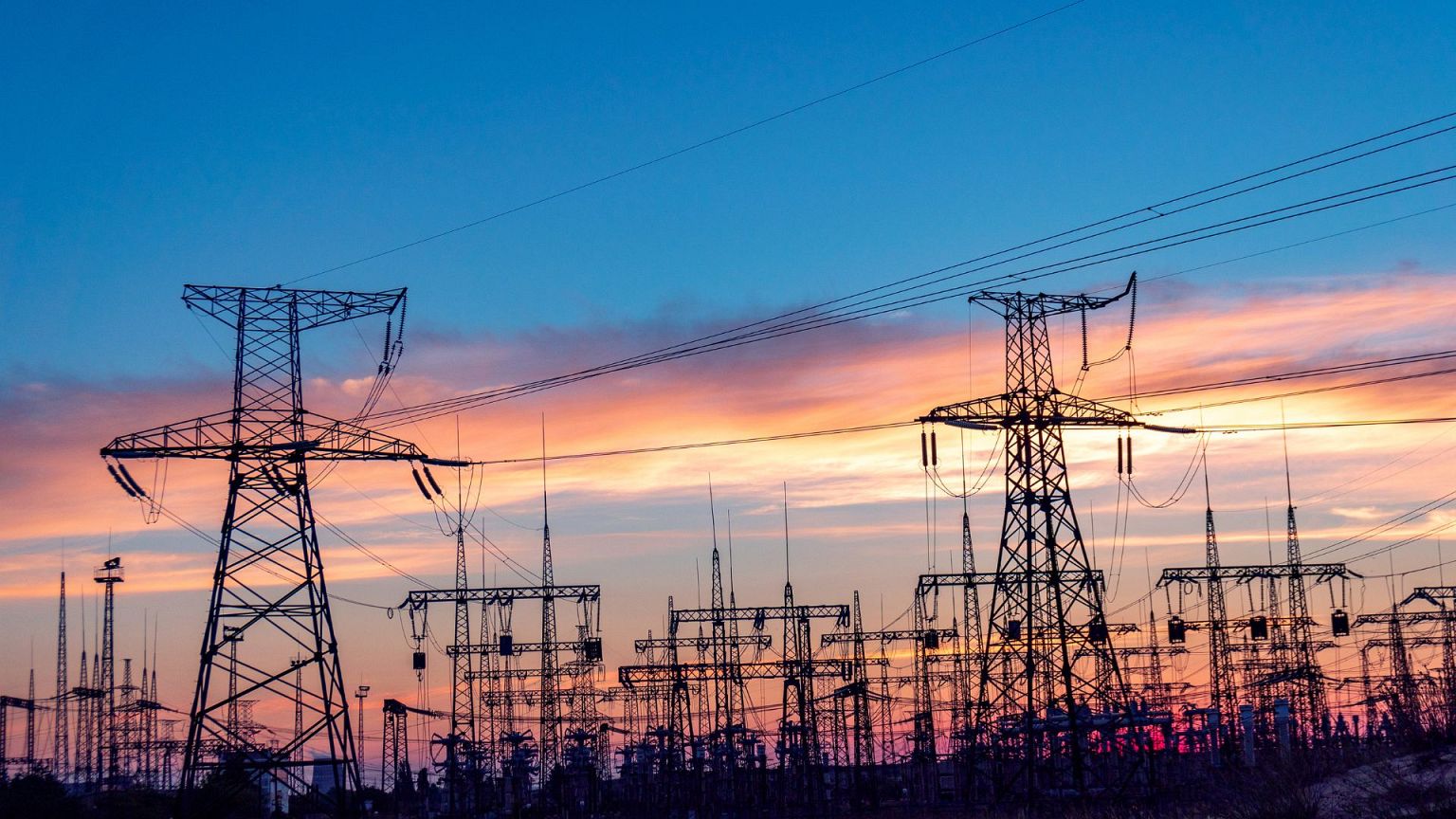 La panne d'électricité en Espagne et au Portugal est un signal d'alarme pour l'Europe, qui doit investir dans les réseaux d'énergie
