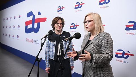  L-R Jessika ROSWALL (European commissioner for Environment) and Paulina HENNIG-KLOSKA (Minister for Climate and Environment, Poland)