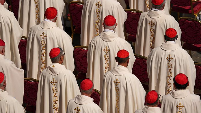 Conclave: all'elezione del Papa 133 cardinali invece di 135, quali sono i pronostici dei porporati