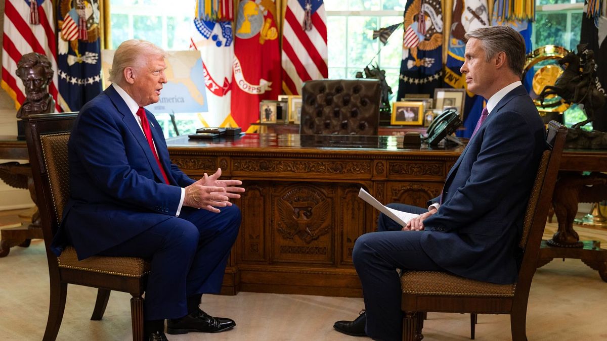 Putyin csak azért nem foglalja el Ukrajnát, mert tiszteli Trumpot - véli az amerikai elnök
