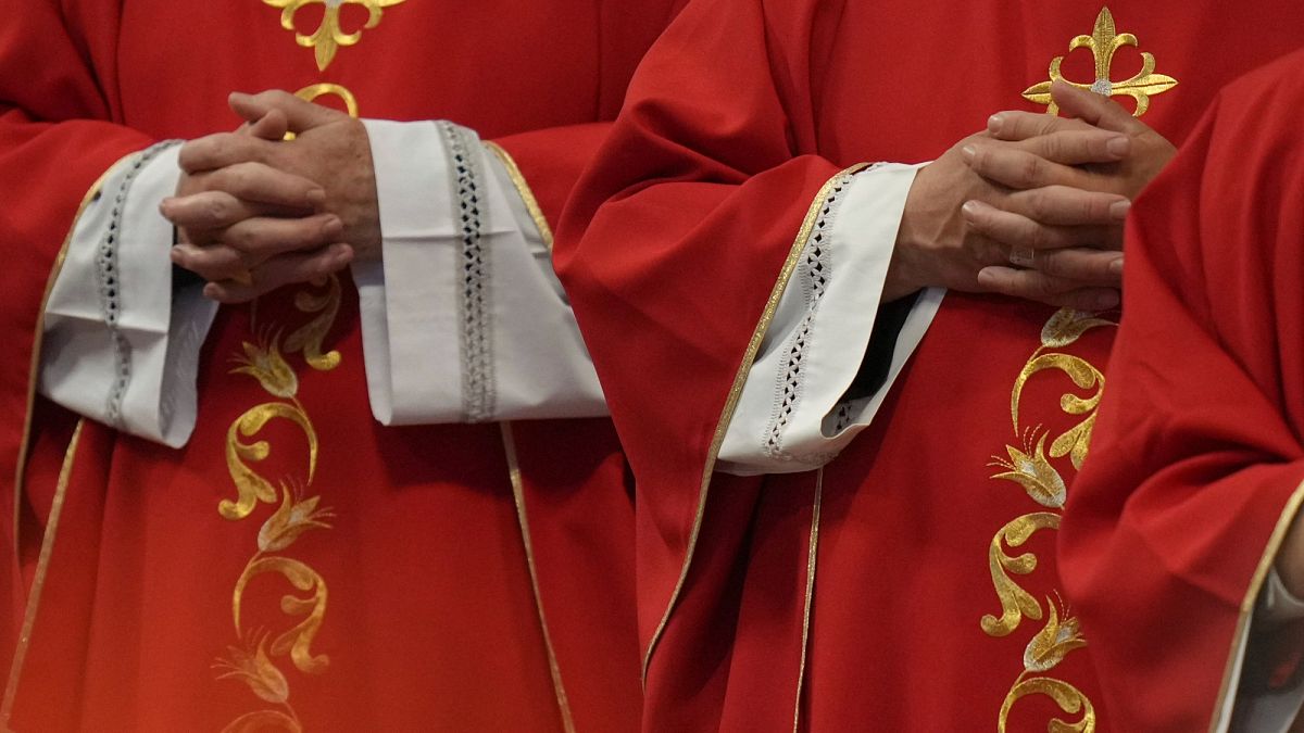 À une semaine du conclave, quels sont les cardinaux pressentis pour devenir le prochain pape ?