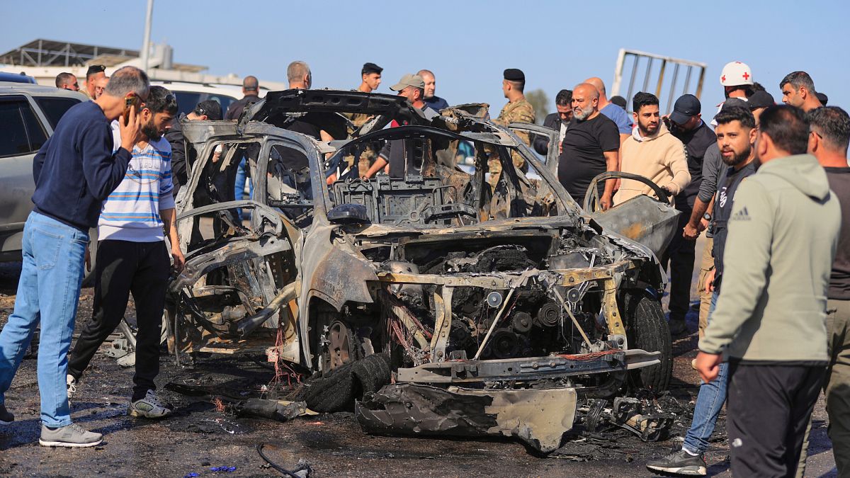 مقتل شخصين وإصابة آخرين في غارتين إسرائيليتين على جنوب لبنان