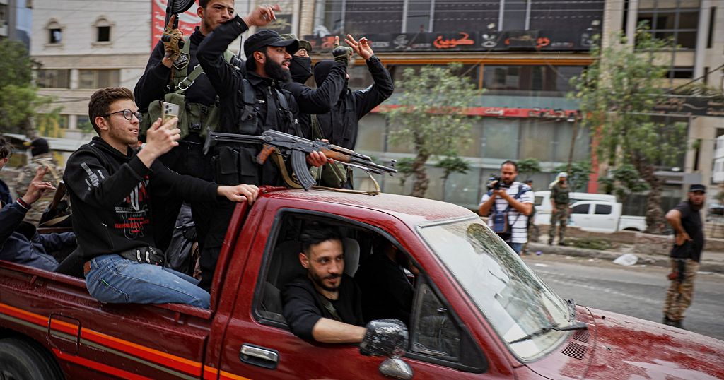 Syrian forces deploy in Damascus suburbs after two days of clashes Syrian forces deploy in Damascus suburbs after two days of clashes