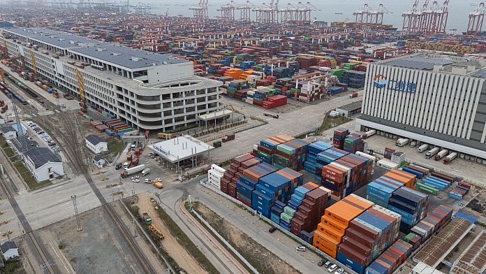 China evaluating US offers for trade talks but tariff obstacle remains