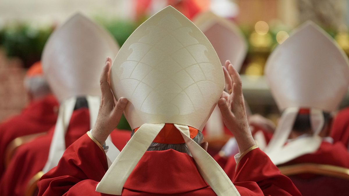 White House's AI image of Trump as pope sparks outrage among Catholics