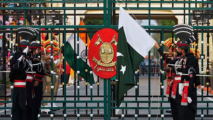 Iran's FM visits Pakistan to mediate India tensions after deadly Kashmir attack