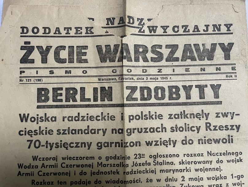 Чрезвычайное приложение к выпуску Życia Warszawy от 3 мая 1945 года.