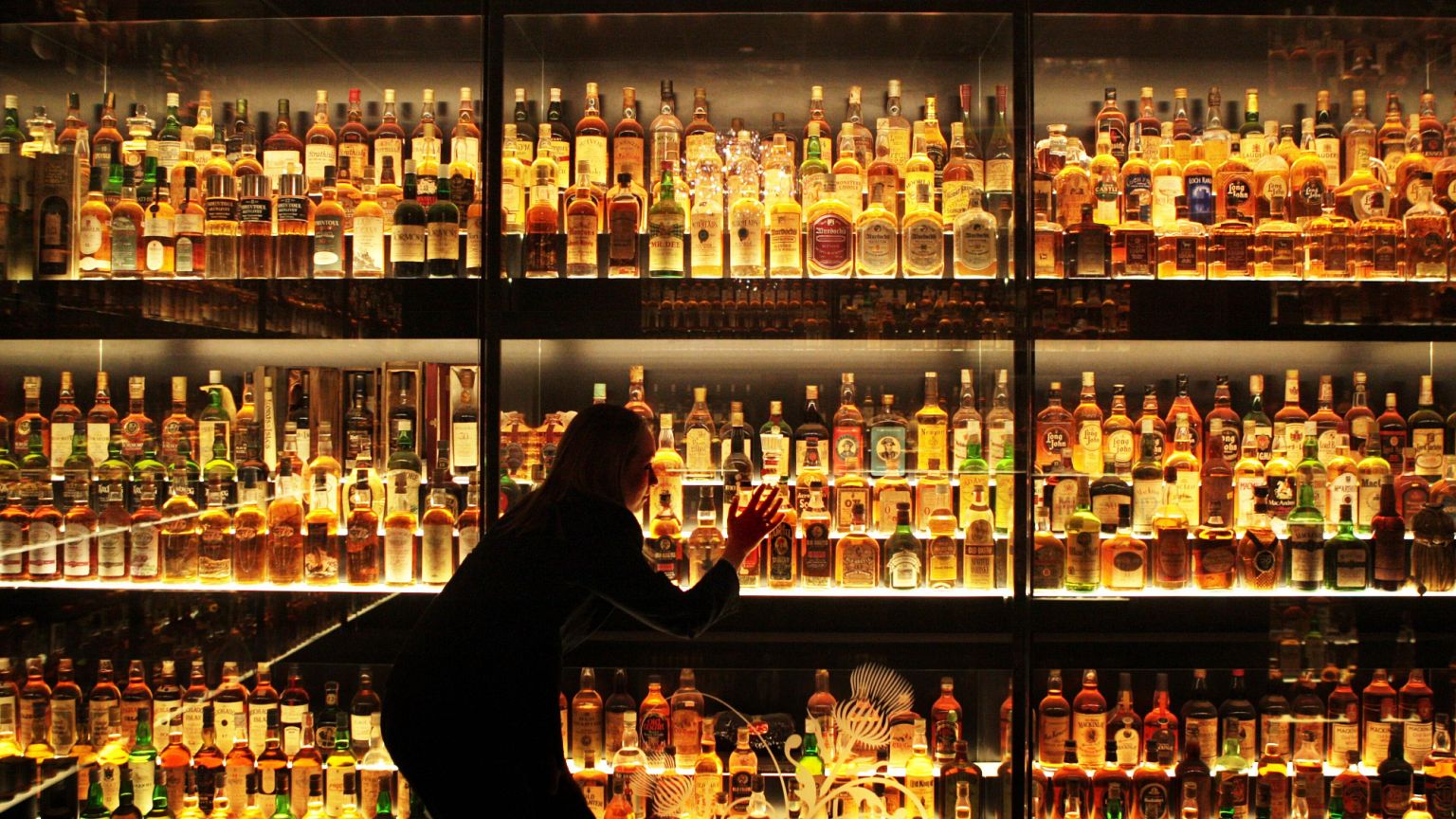 A member of staff inspects the tour of the Scotch Whisky Experience in Edinburgh, 1 May, 2009