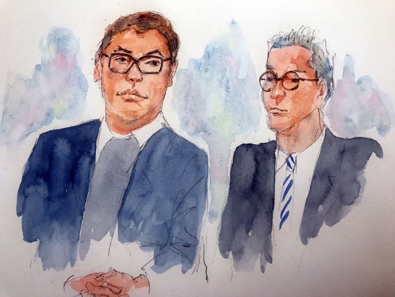 George Santos és ügyvédje, Joseph Murray az első bírósági meghallgatáson, 2023 májusában