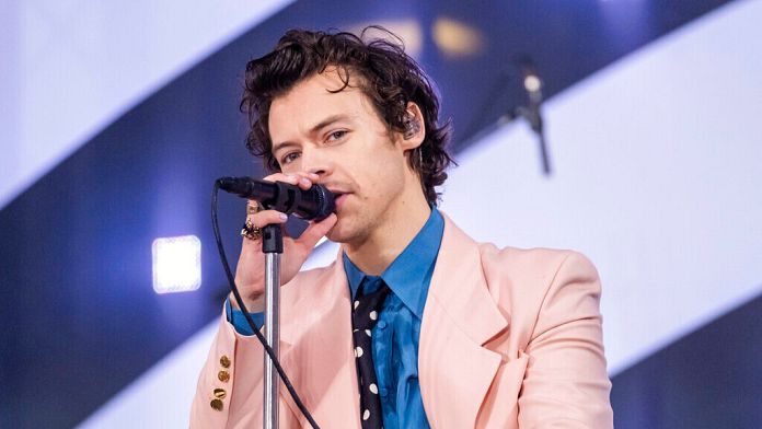 Harry Styles in Berlin: Why is the superstar really in the German capital?