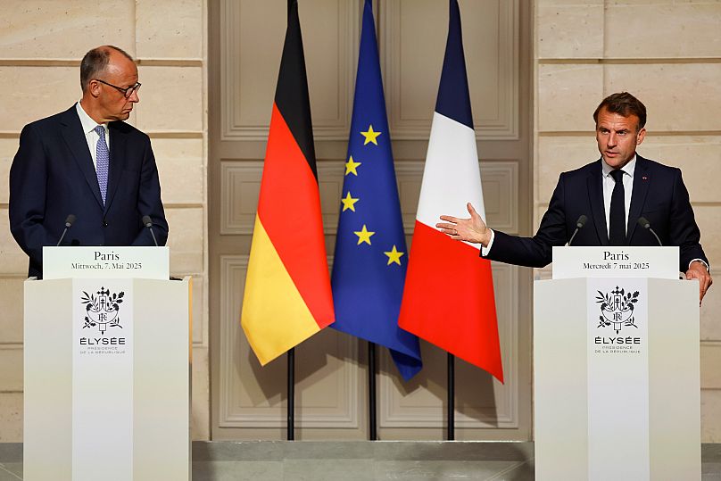 Friedrich Merz (CDU) und Emmanuel Macron wollen ihren deutsch-französischen Beziehungen einen neuen Schwung egben.