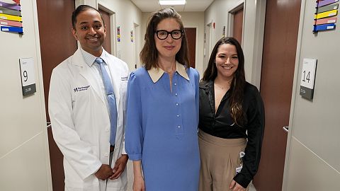 Cornelia Tischmacher with her medical team in Chicago.