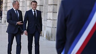 Emmanuel Macron et Donald Tusk à Nancy, le 9 mai 2025.