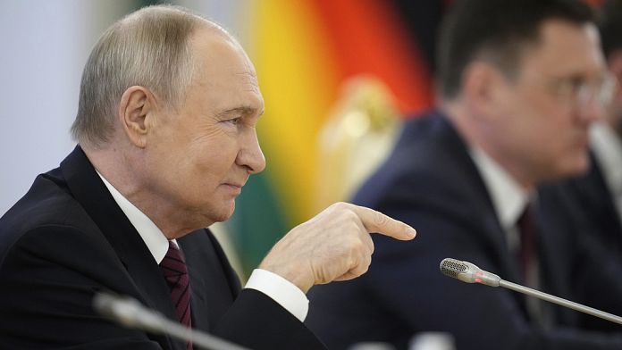 Russian president Vladimir Putin offers ‘direct talks’ with Ukraine on 15 May in Istanbul