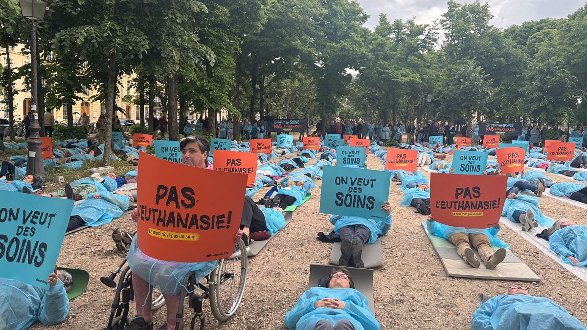 French MPs reignite divisive debate over assisted suicide