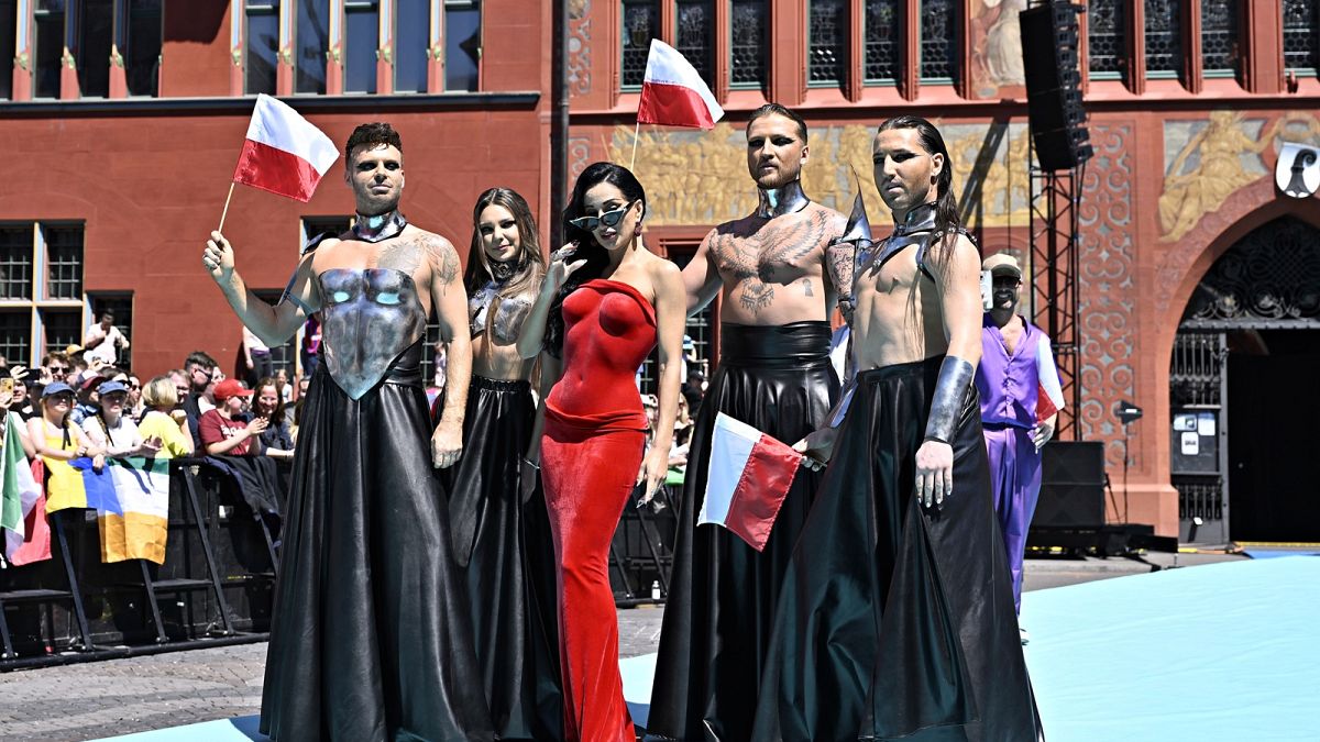Eurovision will allow European flag for fans but not for artists