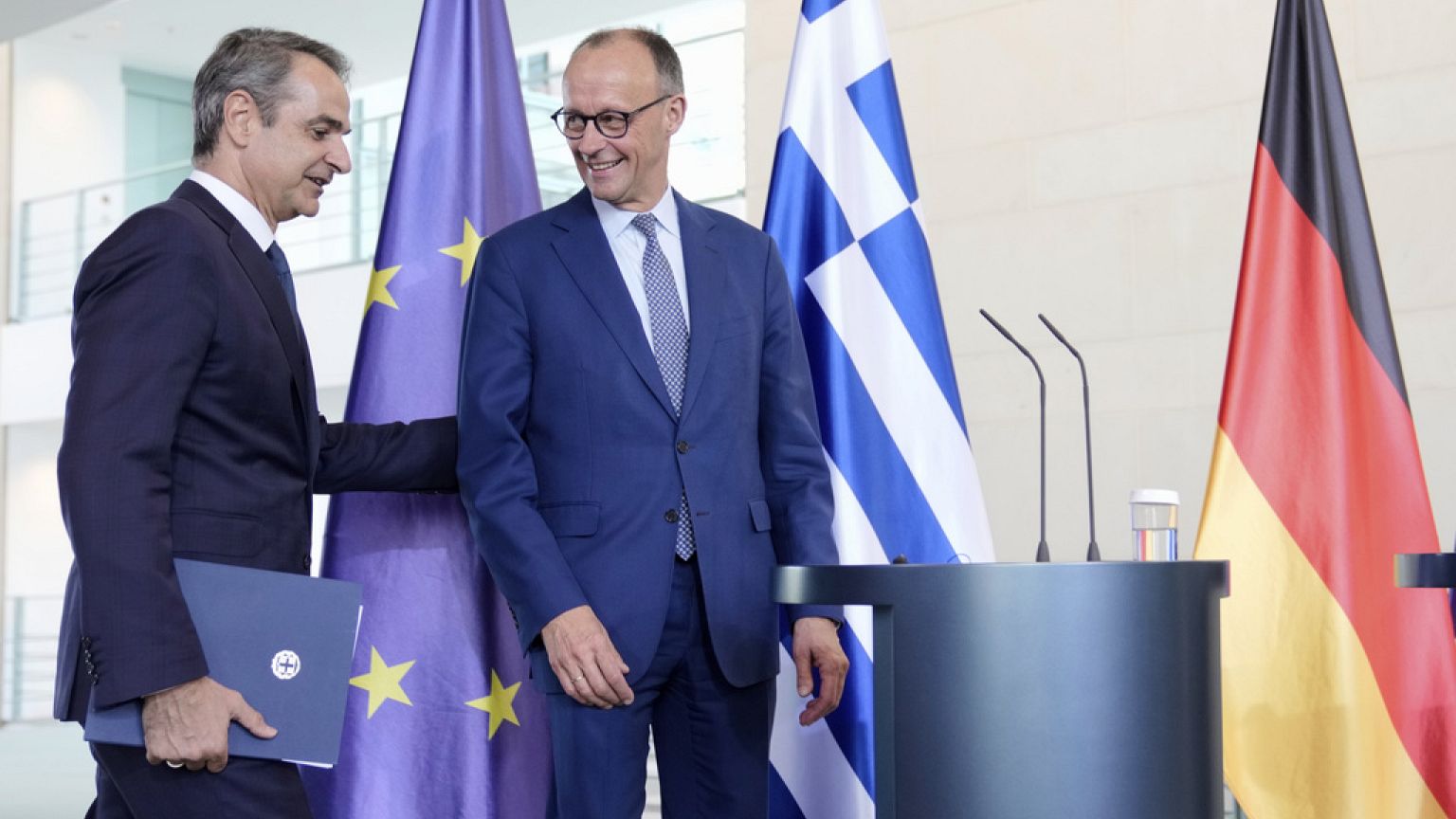 Κυριάκος Μητσοτάκης και Φρίντριχ Μερτς στο Βερολίνο Κυριάκος Μητσοτάκης και Φρίντριχ Μερτς στο Βερολίνο