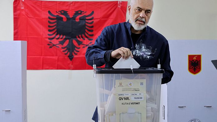 Arnavutluk’ta tarihi zafer: Edi Rama dördüncü kez başbakan