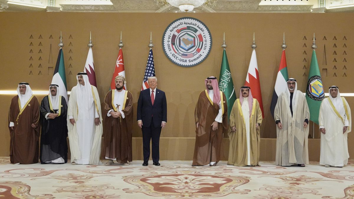 ترامب يؤكد أمام القمة الأمريكية الخليجية في الرياض: إيران لن تصل للسلاح النووي