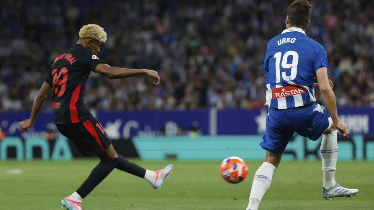 Espanyol - Barcelona maçı öncesi bir araç kalabalığa daldı: 12 yaralı