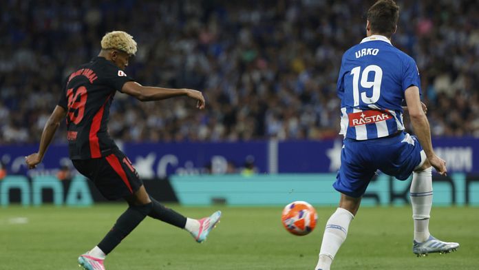 Espanyol - Barcelona maçı öncesi bir araç kalabalığa daldı: 12 yaralı