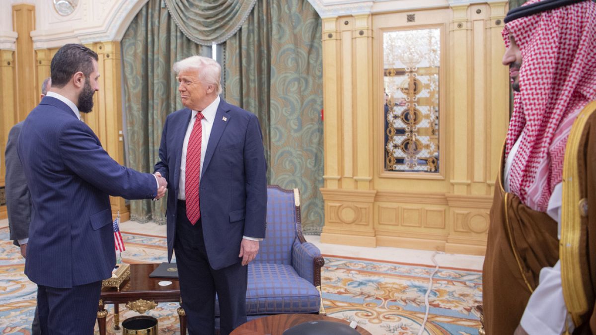 Ürdün Kralı, Trump yönetimini ‘Suriye lideri Şara’yı öldürmemeleri’ için uyarmış: İddia
