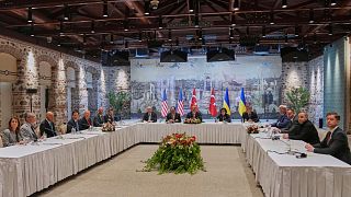 Delegations from US, Turkey and Ukraine gather for a meeting at Dolmabahce palace, in Istanbul, 16 May 2025